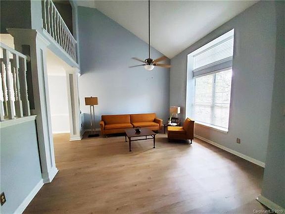 4th image of 13100 Indian Hills Ln