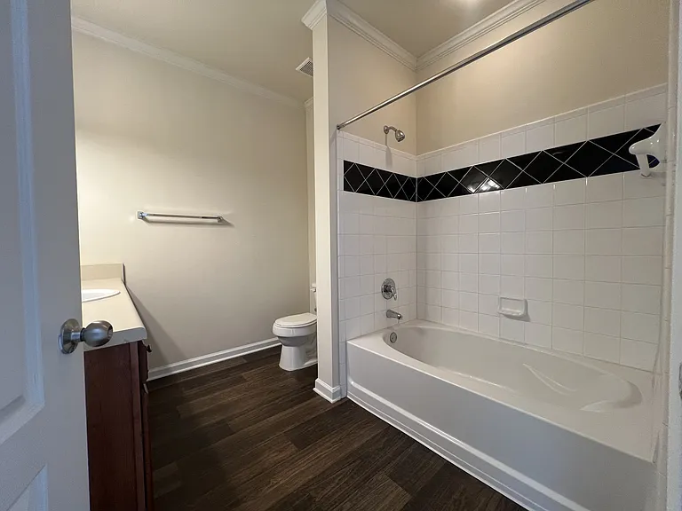 Wesley Kensington Apartments at Stonecrest — Photo 221