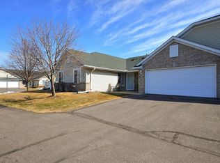 9192 Larkspur Glade, Maple Grove, MN 55311