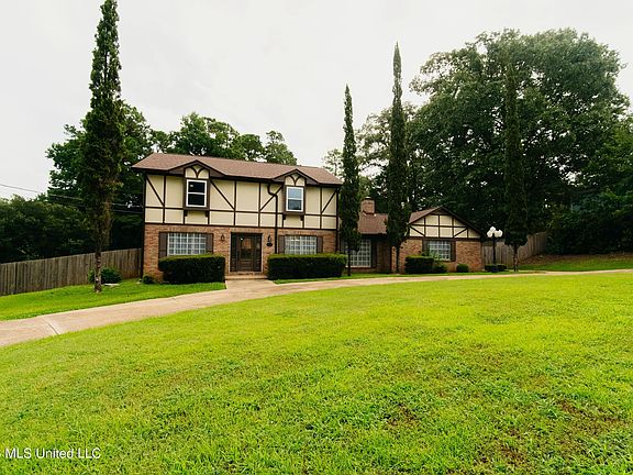 2nd image of 7528 Pineridge Dr