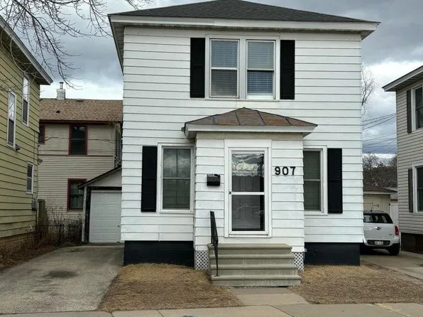 907 Green Bay STREET, La Crosse, WI 54601