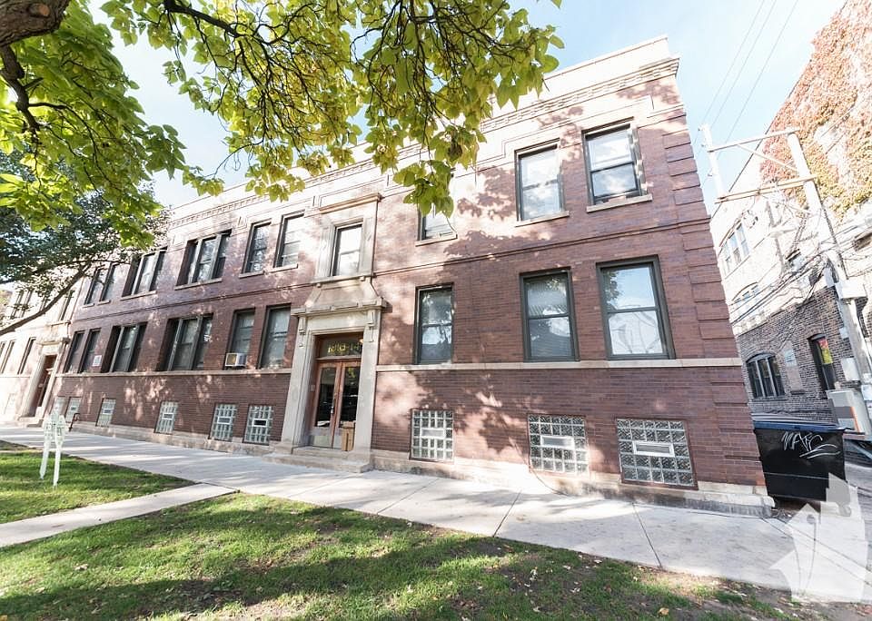 1st image of 1314 W Waveland Ave #2V