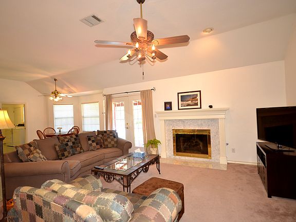 4th image of 18317 Lake Terrace Dr