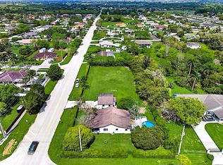 32595 SW 202nd Ave, Homestead, FL 33030