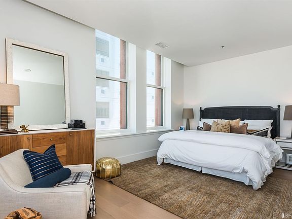 3rd image of 690 Market St #701