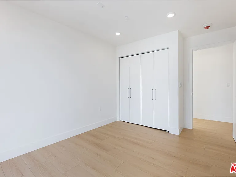 8561 Belmont St #6 — Photo 4
