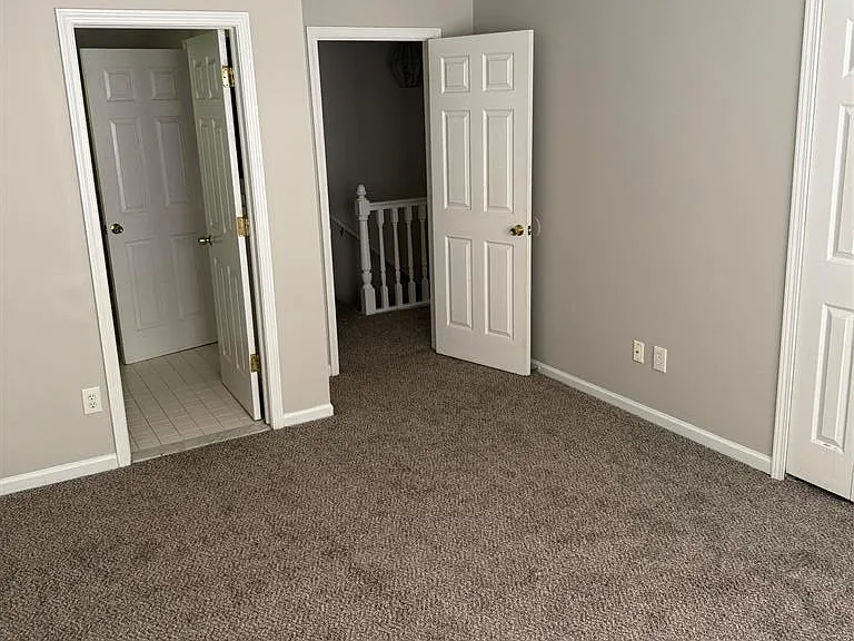 1106 Oak Valley Dr — Photo 14