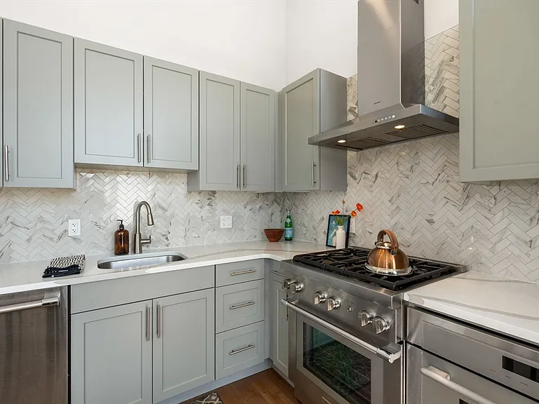 50 Hichborn St #101 — Photo 2