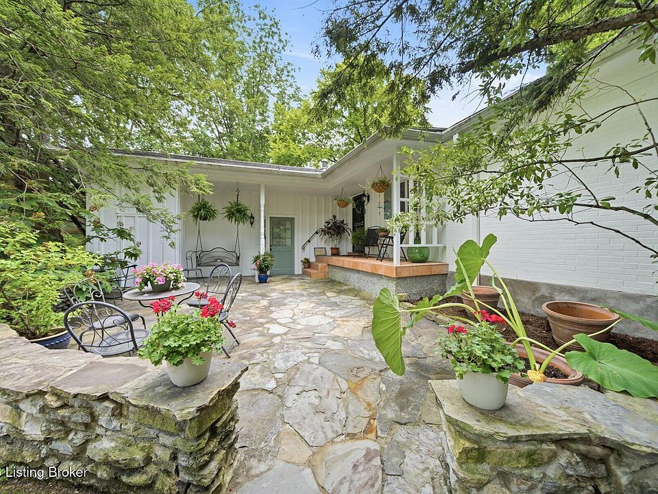 1st image of 6218 Applegate Ln