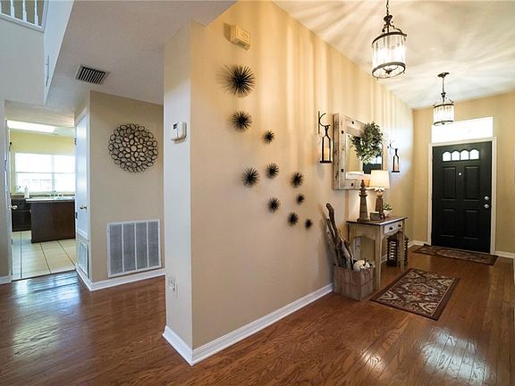 5th image of 1800 Lago Ct