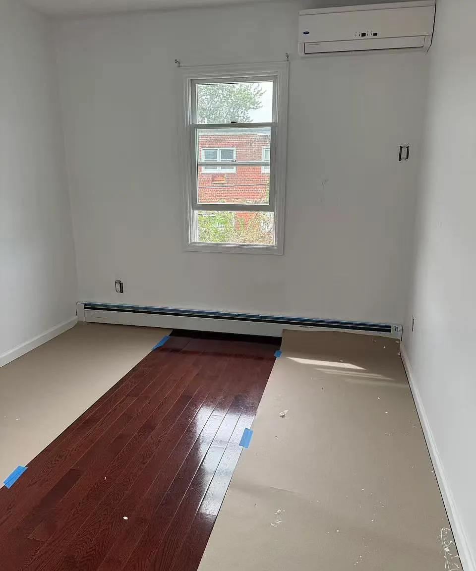 3 bed, 850 sqft, $3,200 — Photo 3