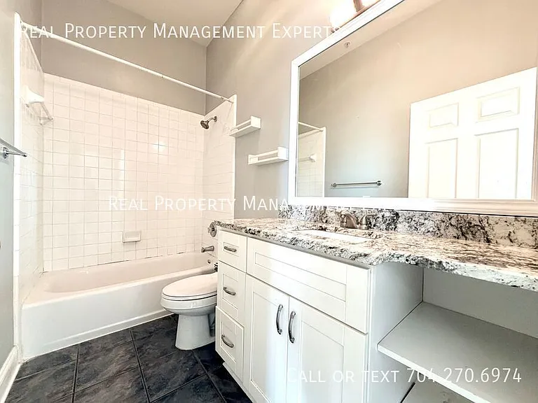 761 N Alexander St — Photo 9