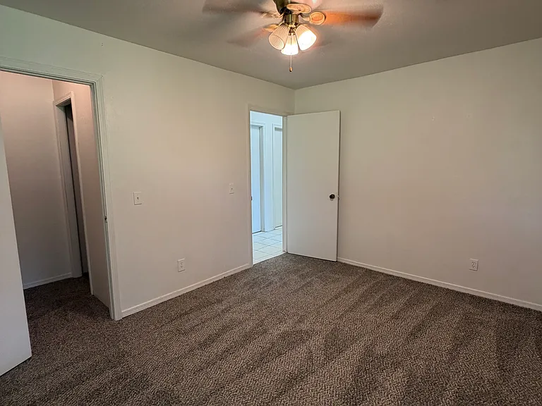 8700 S Westminster Rd — Photo 28