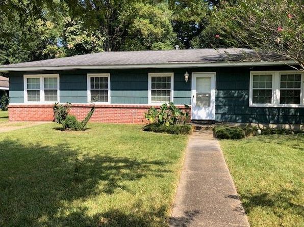913 Shady Brook Dr