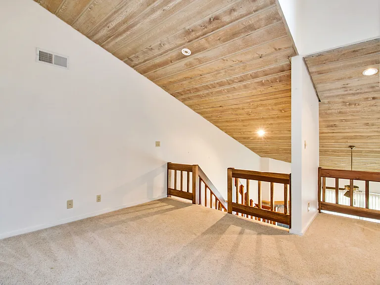 512 Druid Lndg — Photo 31
