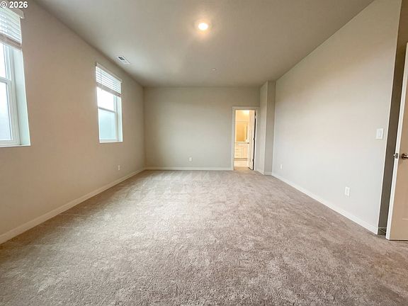 4th image of 16903 NE 37th Ave
