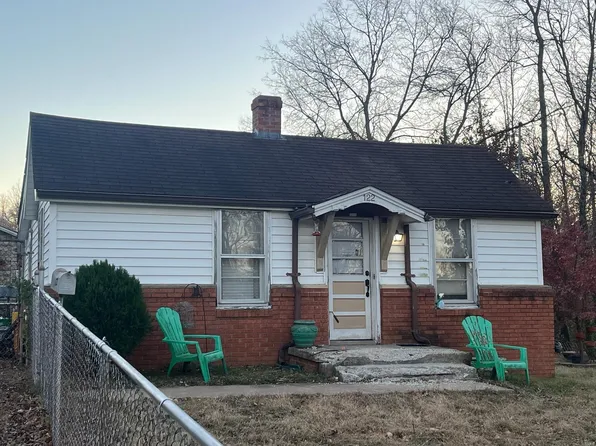 122 W Wickliffe Ave, Collinsville, IL 62234