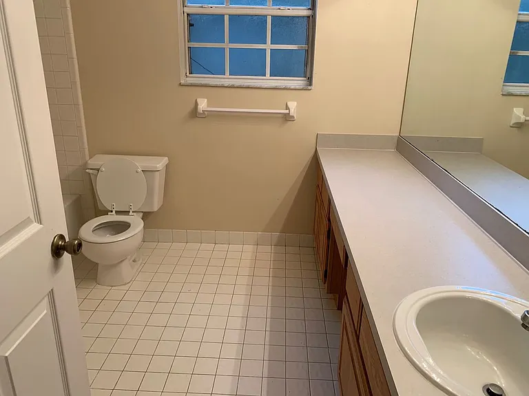 10617 SW 55th Pl — Photo 15