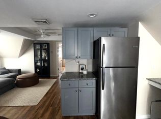 90 Hill St #3, Shelton, CT 06484