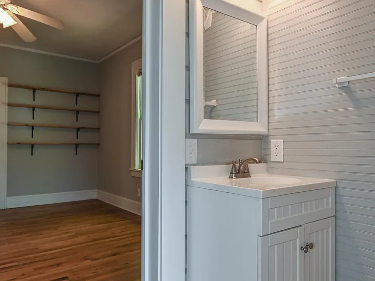 1095 Oconee St — Photo 45