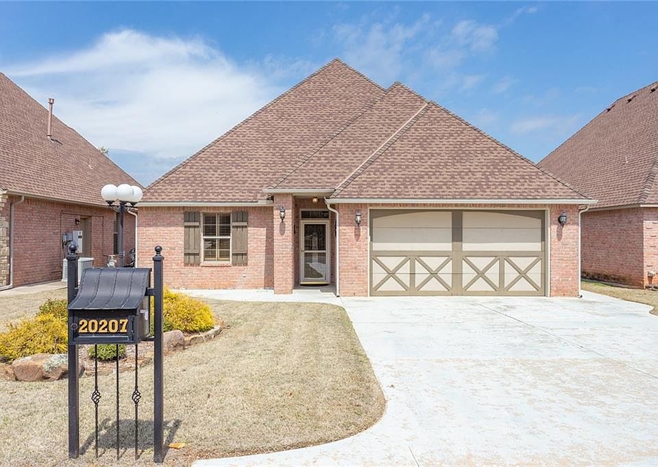 1st image of 20207 Tuscany Dr