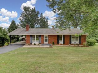 94 Ridgeview Cir, Roanoke, VA 24019