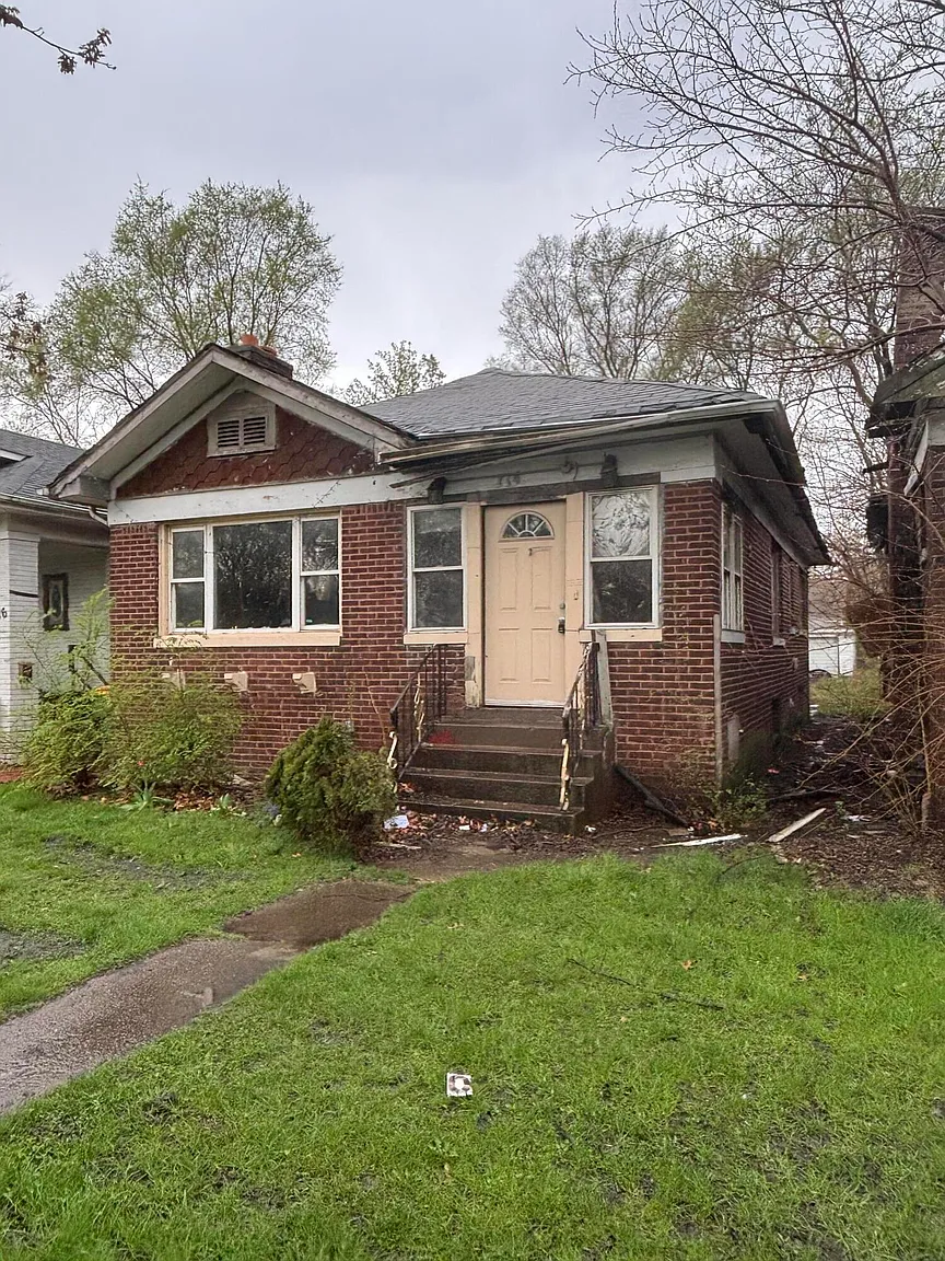 714 Ralston St photo 1