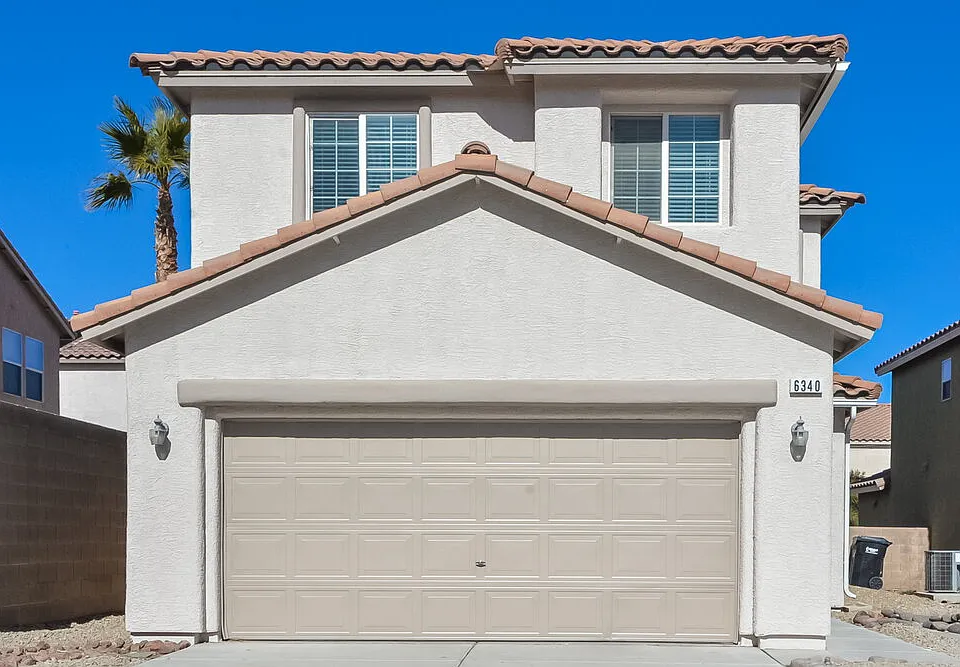 6340 Climbing Vine Ave