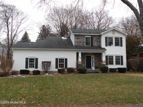 29 Bower Street, Albany, NY 12208