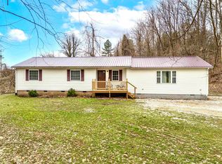 433 Honey Ln, Olive Hill, KY 41164