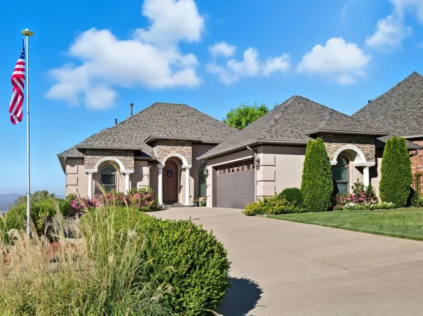 108 Crestview Dr, Maumelle, AR 72113