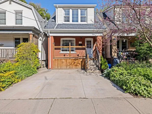 45 Edgemont St N, Hamilton, ON L8H 4C7