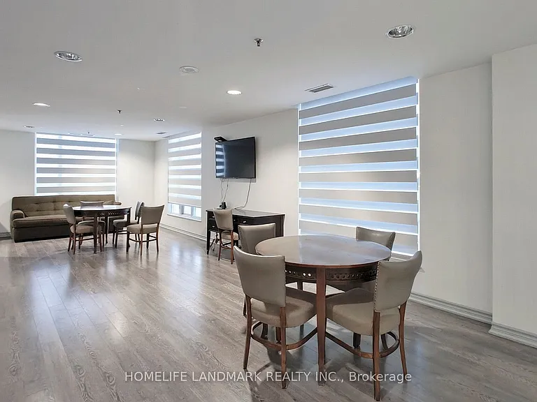 43 Eglinton Ave E #1003 — Photo 19