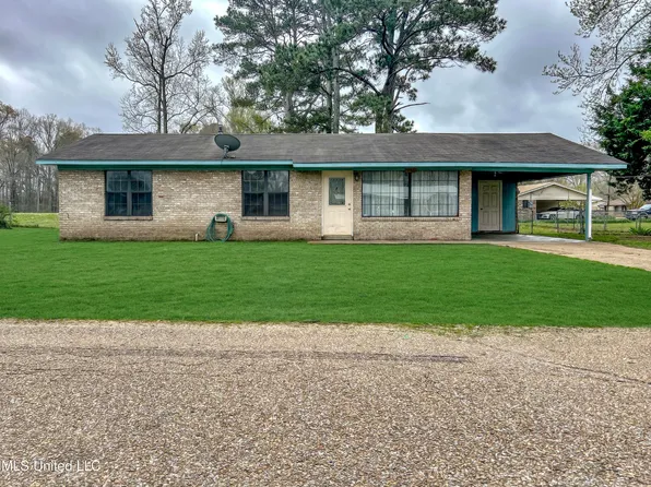 402 Grimes St, Pelahatchie, MS 39145