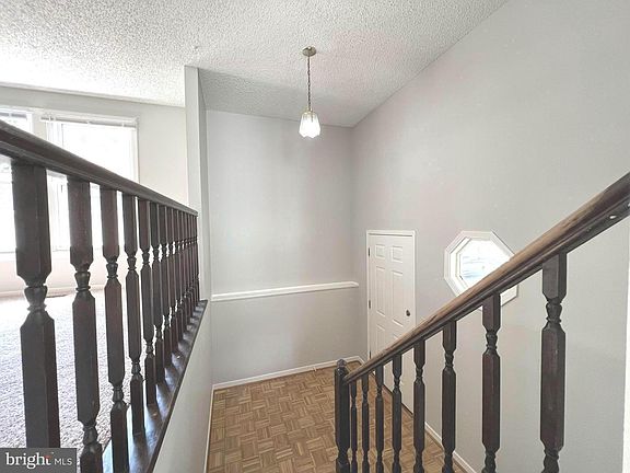 4th image of 319 Seagull Dr