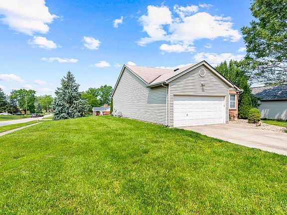 3rd image of 7720 Joan Dr