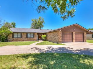 906 Country Club Rd, Ballinger, TX 76821