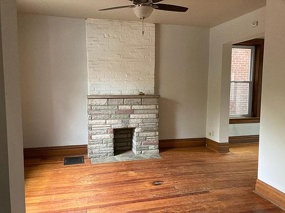 3rd image of 3210 Cherokee St