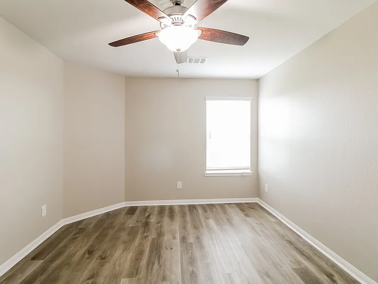 18739 Cooper Ravine Way — Photo 14