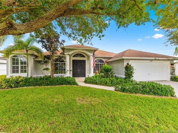 1613 SW Cefalu Cir, Port Saint Lucie, FL 34953