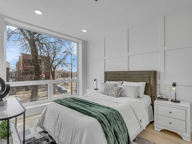 4742 S Michigan Ave #2F — Photo 7