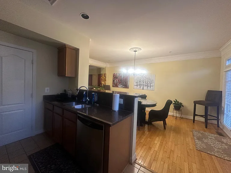 1025 Gaither Rd — Photo 37