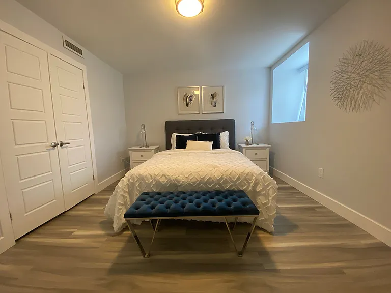 144 Lucan Ave #210 — Photo 8