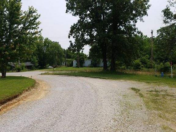 4th image of 178 Pebble Creek Dr