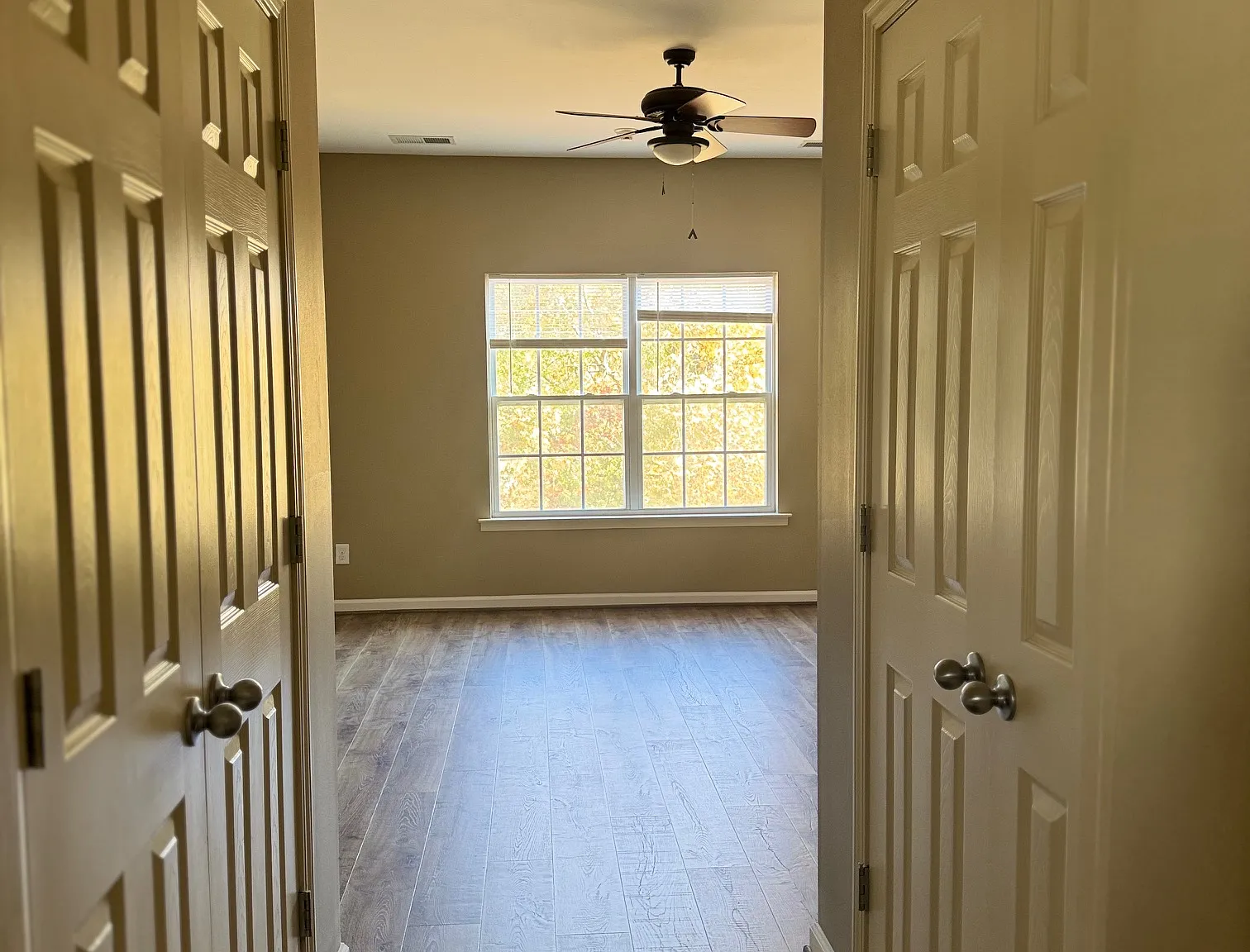 3 bed, 1552 sqft, $2,150 — Photo 3