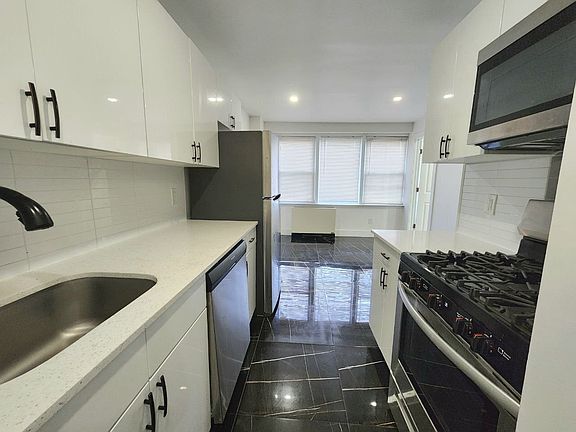 2nd image of 748-772 N Broad St #3