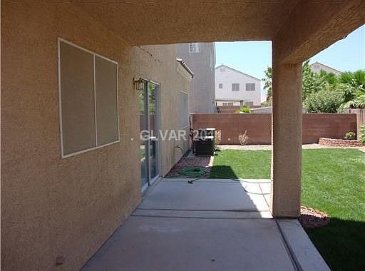 4th image of 2506 Mango Bay Ave