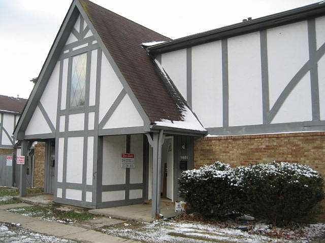 1st image of 9801 E Abbey Ct