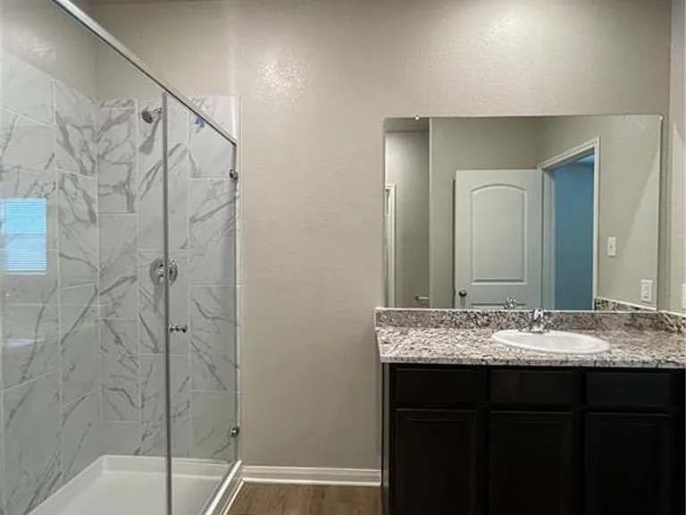 508 Republic Dr — Photo 16