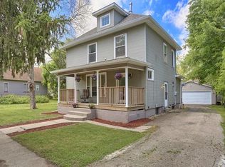 505 N 3rd St, Saint Joseph, IL 61873